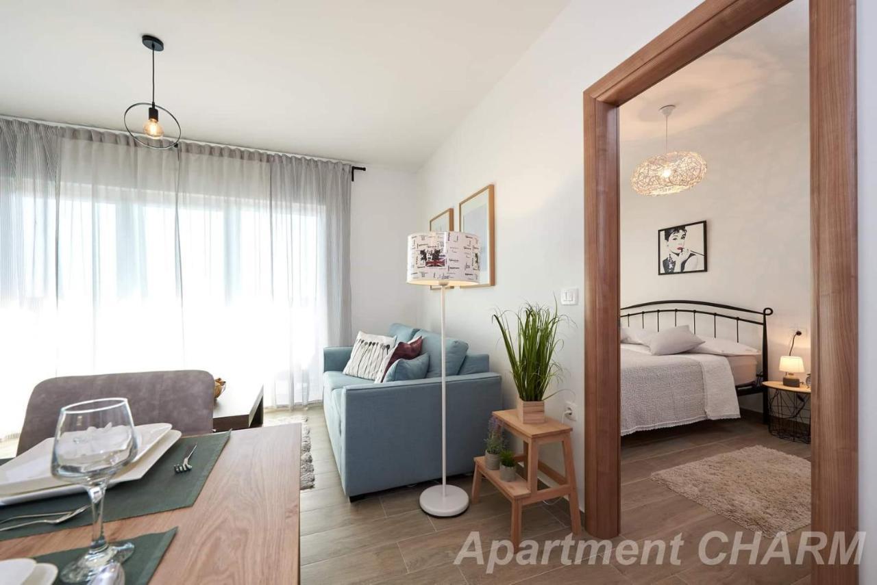 Luxury Apartment Charm With Pool Trogir Kültér fotó